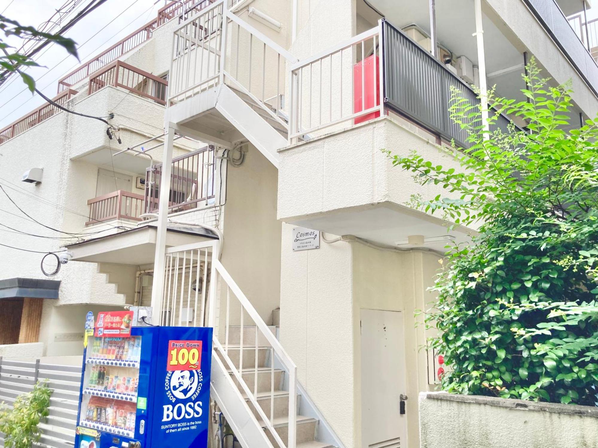 ホテル Kosumosu 東京都 エクステリア 写真